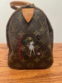 C.Bonz - Customized Louis Vuitton handbag (side).jpg (2,58 МБ)
