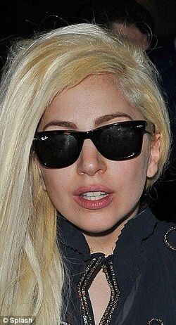 Lady gaga ray ban best sale