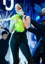 8-25-13 VMA Performance 011.jpg (167 КБ)
