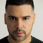 Christopher War Shazar