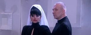 Gaga-gaultier.jpg (31 КБ)