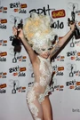 Brit Awards 2010 2.jpg (861 KB) BRIT Awards (Feb 16, 2010)