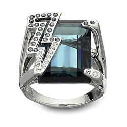 Swarovski lady gaga ring unbelievably rare anyone know where