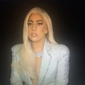 Platinum-blonde wavy loose side-swept