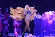 5-4-14 Kevin Mazur 009.jpg (1.31 MB) artRAVE: The ARTPOP Ball (2014)