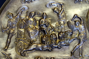Cibeles y Atis en su carro rodeados por los Coribantes.