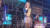 Lana-del-rey-blue-jeans-live-at-la-musicale-speciale3