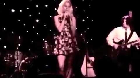 Lizzy Grant - Gramma (Live)