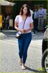 Lana-del-rey-steps-out-for-lunch-with-a-friend-03 (1)