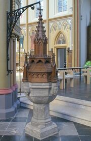 Parochiekerk Sint-Ursula (Lanaken) Doopvont.jpg