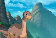 Littlefoot's right eye becomes transparent.