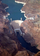 290px-Hoover Dam Nevada Luftaufnahme