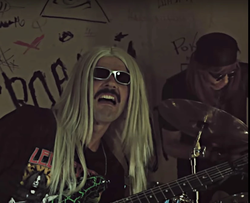 Багровый фантомас лапенко. Лапенко фантомас. Багровый фантомас слушать. Багровый фантомас шершняга. Группа багровый фантомас.