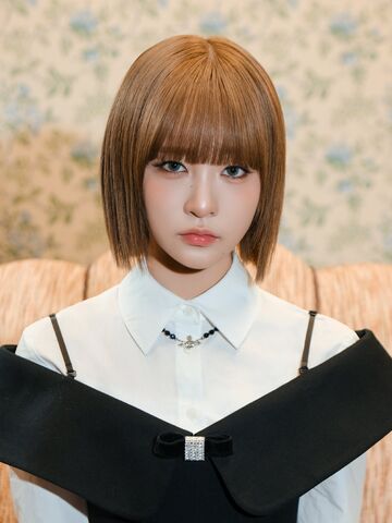030 飯田 栞月 ミーアイ ME:I ラポスタ 2025 トレカ - メルカリ