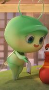The emerald green Mayfly who is middle