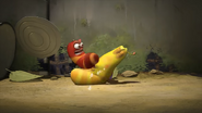 Red punching Yellow again.