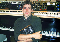 Gregory Hinde