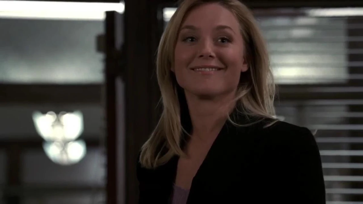 Elisabeth Röhm | Law and Order | Fandom