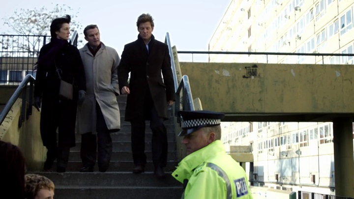 Law And Order Uk Season 3 : Law Order Uk Season 3 Episode 3 - Law & order uk 3x02 hounded.avi.