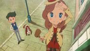 Katrielle installant l'enseigne de Layton Detective Agency