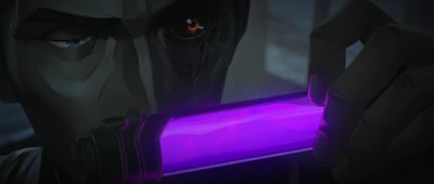 Silco holding a vial of Shimmer