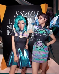 K/DA "ALL OUT" Promo 9 (von den Riot-Künstlern Jason Chan und Julian del Rey Aparicio)