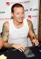 Chester Bennington (linkin park)(20/3/1976 - 20/7/2017)