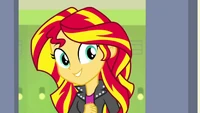 Sunset-Shimmer rainbow rocks.png (414 KB)