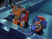 Energon-Prowl-And-Landmine-Cockpit.jpg (52 KB)