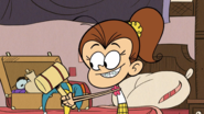 S03E16A Luan with hammer