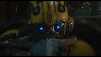 Tumblr p9uc59UzTo1wqp23uo5 500.png (135 KB) Bumblebee cuddles with Charlie