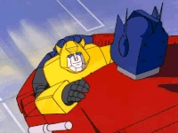 8daa9bb9849f46fb6a69dbb5c9632b35.gif (1.16 MB) Optimus hugs Bumblebee in gratitude from saving him from mind control.