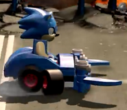 Sonic driving the Motobug in the Painting the Town Black level.