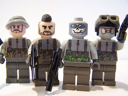 LEGO Call of Duty: Ghosts - Multiplayer character Kolas (2…