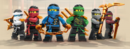 Die Ninja in ihren Skybound-Anzügen