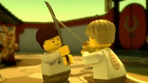 Garmadon trainiert mit Wu.