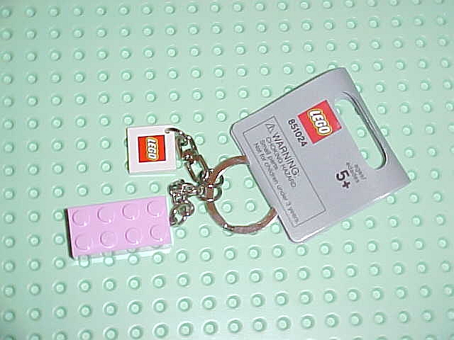851908 LEGO Key Rack, Brickipedia