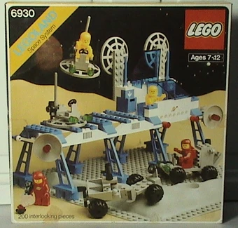 vintage lego space station
