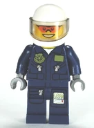 4440 11.jpg (27 KB) Pilot