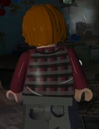 Weasley, Ron (karierter brauner Westover und dunkelrote Jacke, hinten).png (184 KB)
