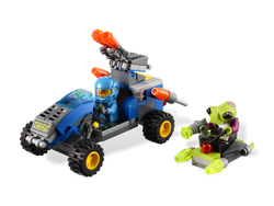 7050 Alien Defender | Brickipedia | Fandom