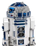 10225 R2-D2 9