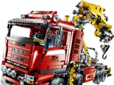 8258 Crane Truck