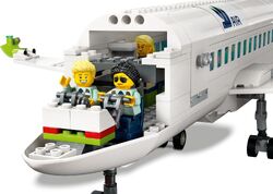60367 Passenger Airplane | Brickipedia | Fandom