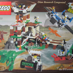 Lego dino online island