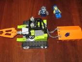 The Cargo Crusher from a bird's eye view with Minifigures out
