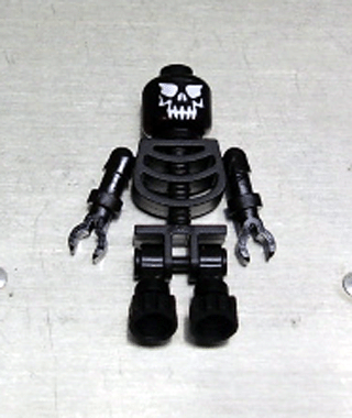 Black hot sale lego skeleton