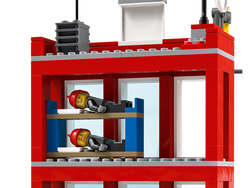 LEGO City 77944 pas cher, Le quartier général des pompiers