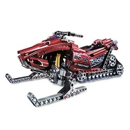 An alternate image of the set