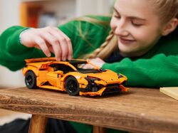 42196 Lamborghini Huracán Tecnica Orange | Brickipedia | Fandom